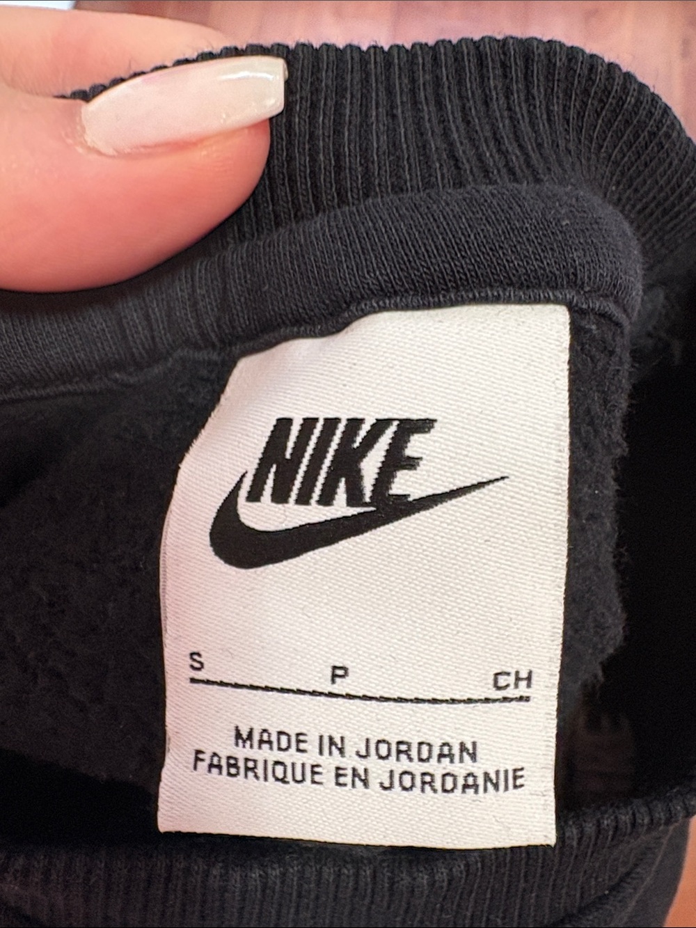 Nike Black Cropped Crew Sweatshirt with White Logo Size Small - Picture 4 of 4
